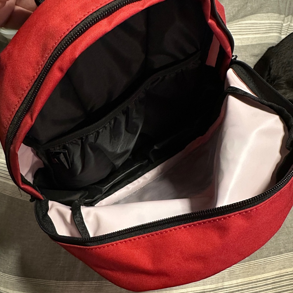 D&D backpack, NWT - Picture 3 of 3